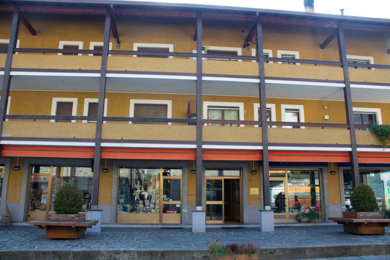 Apartament Trilocale In Centro A Chiesa Valmalenco Chiesa in Valmalenco Zewnętrze zdjęcie